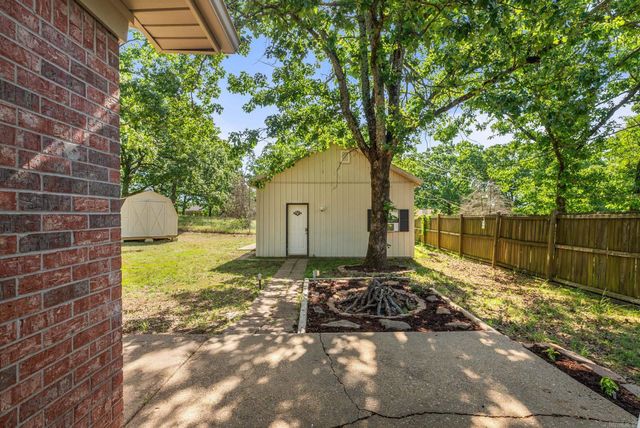 9100 PEACH TREE, Sherwood, AR 72120