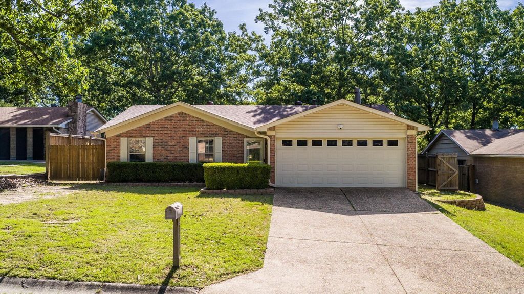 9100 PEACH TREE, Sherwood, AR 72120