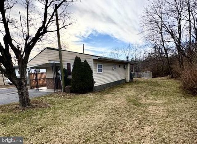 117 SOLLENBERGER ROAD, Chambersburg, PA 17201