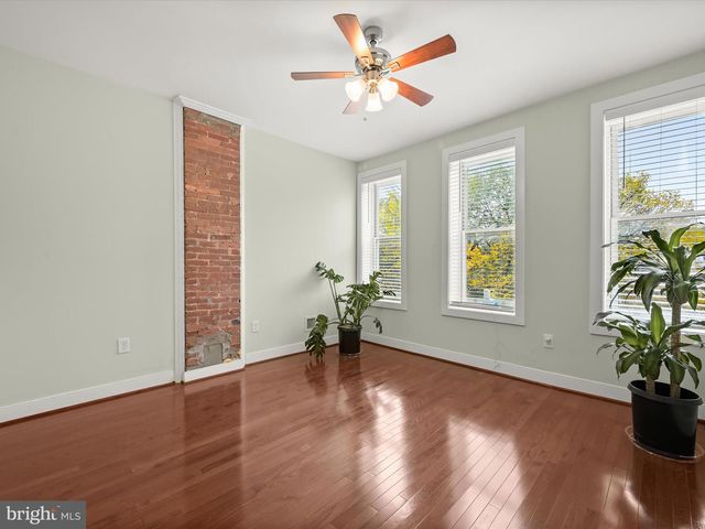 404 E LANVALE ST, Baltimore, MD 21202