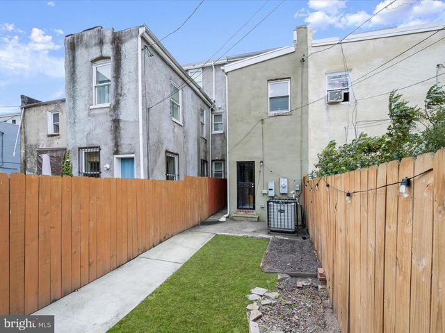 404 E LANVALE ST, Baltimore, MD 21202