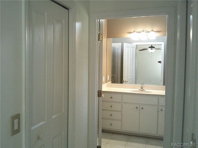 1035 S Brookfield Drive, Lecanto, FL 34461