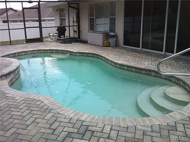 1035 S Brookfield Drive, Lecanto, FL 34461