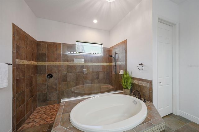 7110 GRASSLAND COURT, Sarasota, FL 34241