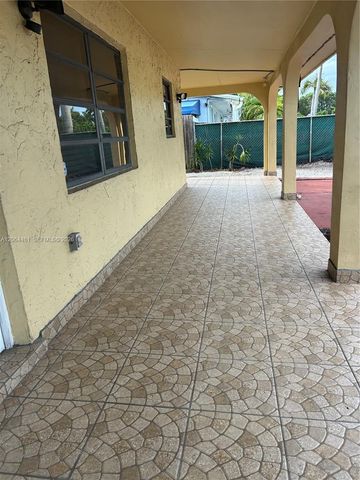 19710 NW 51st Ave, Miami Gardens, FL 33055
