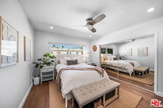 933 11th Street 18, Santa Monica, CA 90403