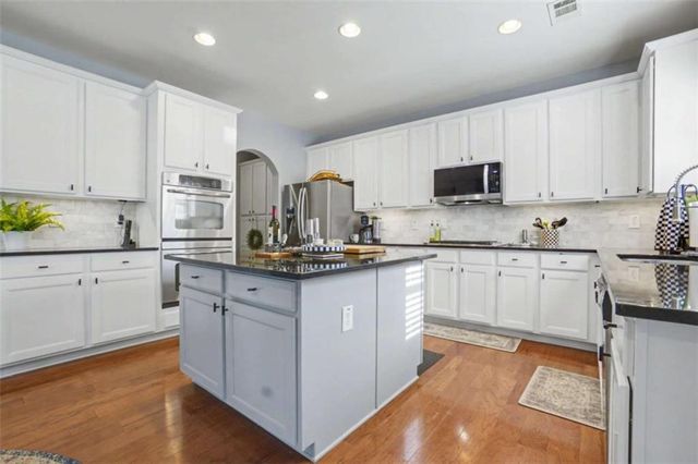 7553 Copper Kettle Way, Flowery Branch, GA 30542
