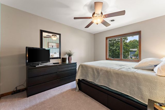 1701 Boca Lago Drive, Valparaiso, IN 46383