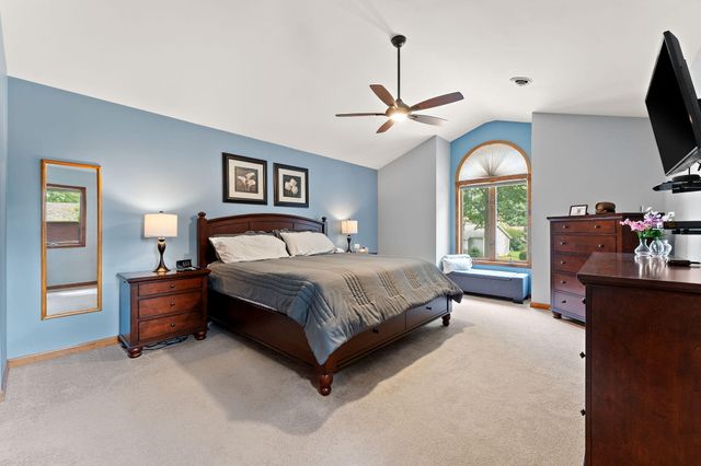 1701 Boca Lago Drive, Valparaiso, IN 46383