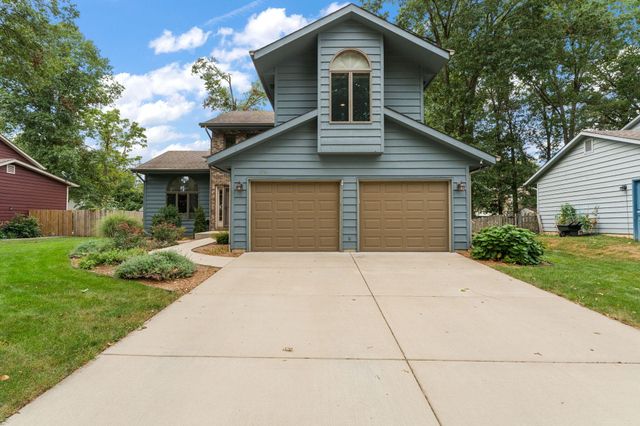 1701 Boca Lago Drive, Valparaiso, IN 46383