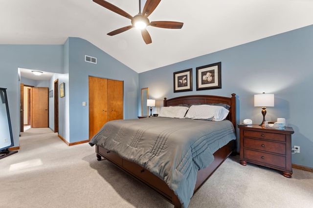 1701 Boca Lago Drive, Valparaiso, IN 46383
