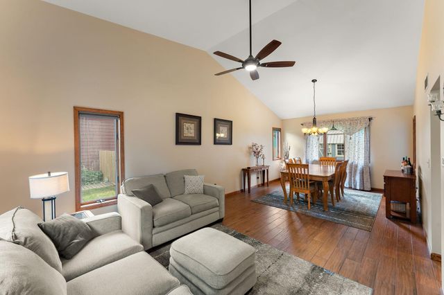 1701 Boca Lago Drive, Valparaiso, IN 46383