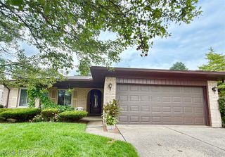 2233 Mellowood Drive, Sterling Heights, MI 48310