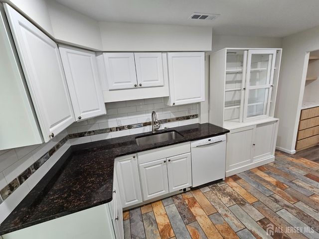 50 Thoreau Drive, Plainsboro, NJ 08536