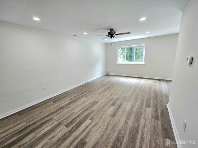 50 Thoreau Drive, Plainsboro, NJ 08536
