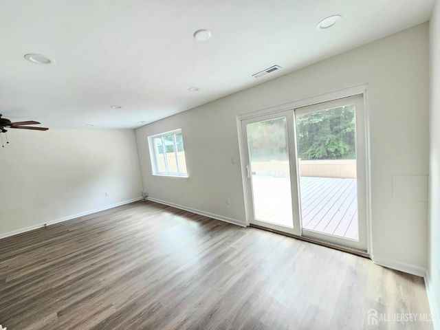 50 Thoreau Drive, Plainsboro, NJ 08536
