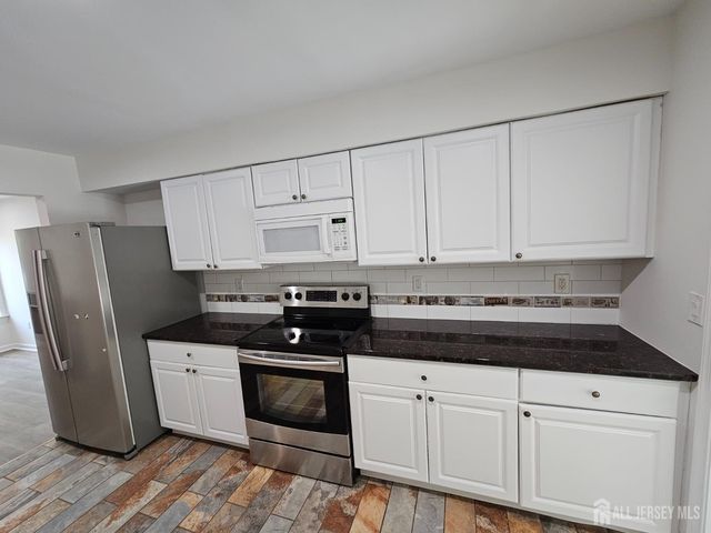 50 Thoreau Drive, Plainsboro, NJ 08536