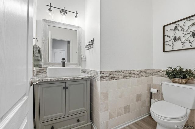 6867 S Duquesne Court, Aurora, CO 80016