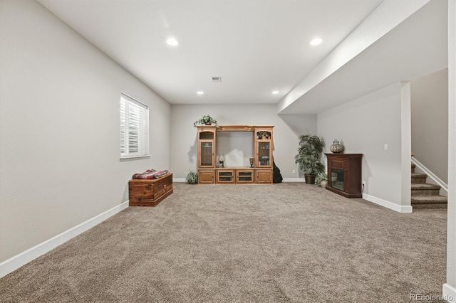 6867 S Duquesne Court, Aurora, CO 80016