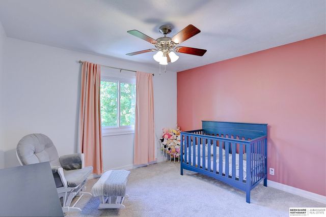 7078 Girard Street, Omaha, NE 68152