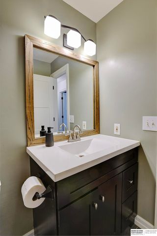 7078 Girard Street, Omaha, NE 68152