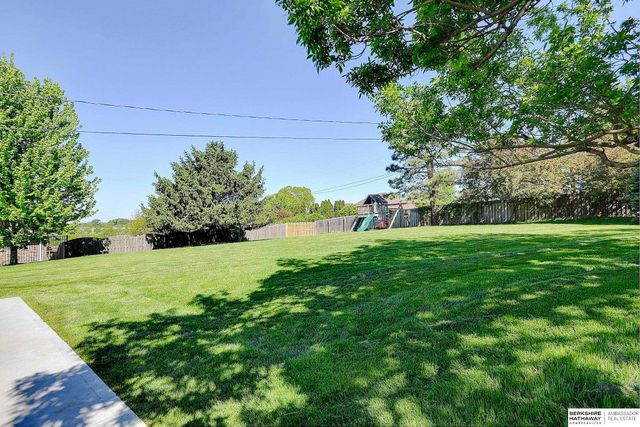 7078 Girard Street, Omaha, NE 68152
