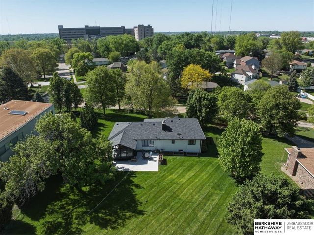 7078 Girard Street, Omaha, NE 68152