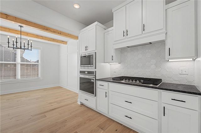 1511 Tiffany Street, Centerton, AR 72719