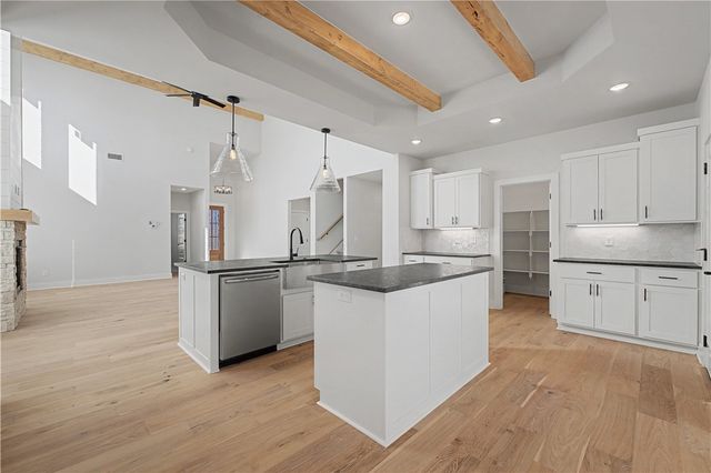 1511 Tiffany Street, Centerton, AR 72719