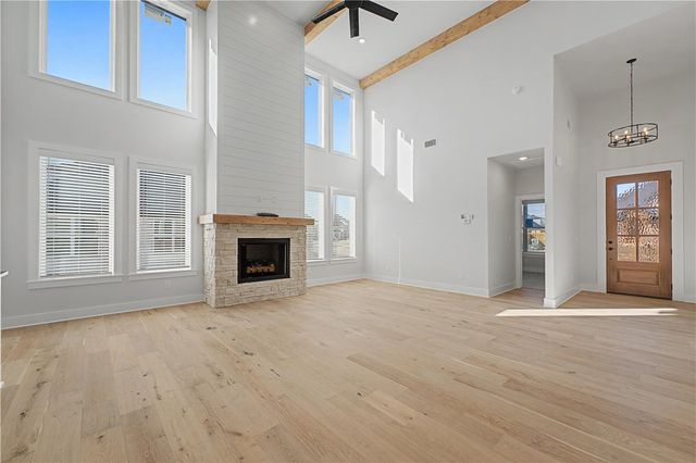 1511 Tiffany Street, Centerton, AR 72719