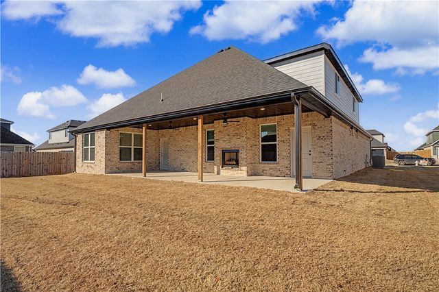 1511 Tiffany Street, Centerton, AR 72719