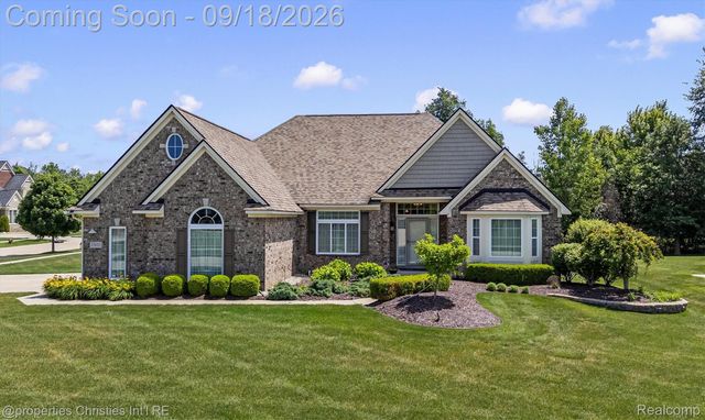 23032 Cheyenne Drive, Lyon Charter Township, MI 48178