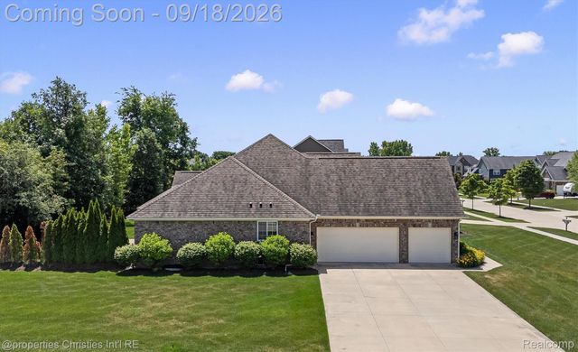 23032 Cheyenne Drive, Lyon Charter Township, MI 48178