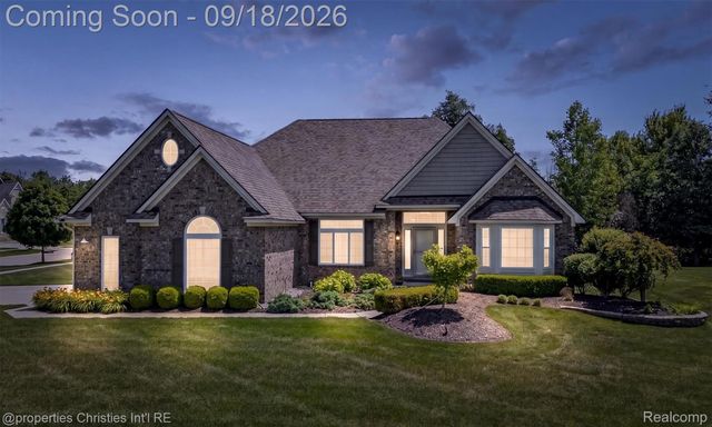 23032 Cheyenne Drive, Lyon Charter Township, MI 48178