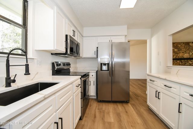 1782 OAK GROVE Drive S, Green Cove Springs, FL 32043