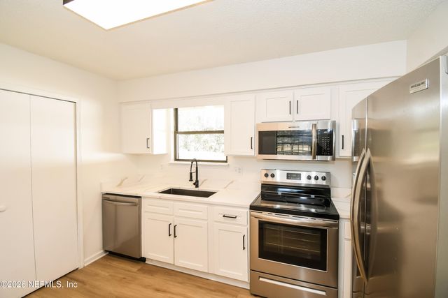 1782 OAK GROVE Drive S, Green Cove Springs, FL 32043