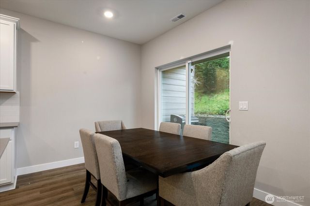 8409 Gilman Way, Arlington, WA 98223