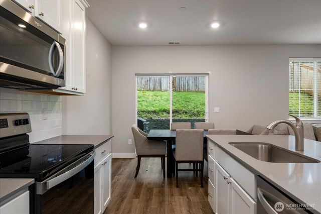 8409 Gilman Way, Arlington, WA 98223