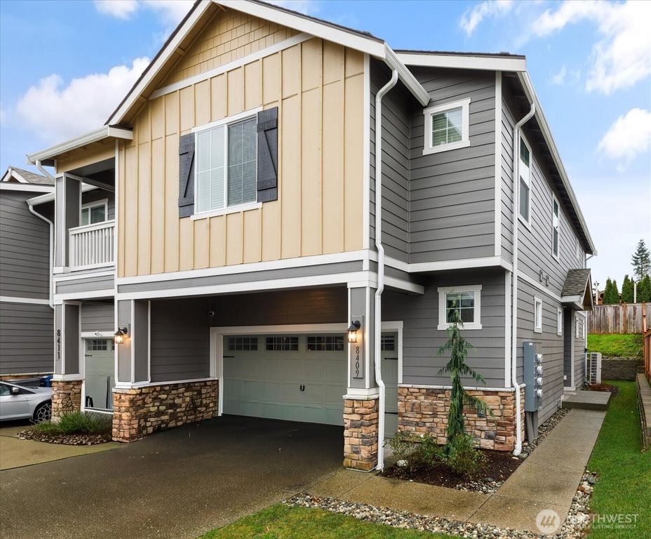8409 Gilman Way, Arlington, WA 98223