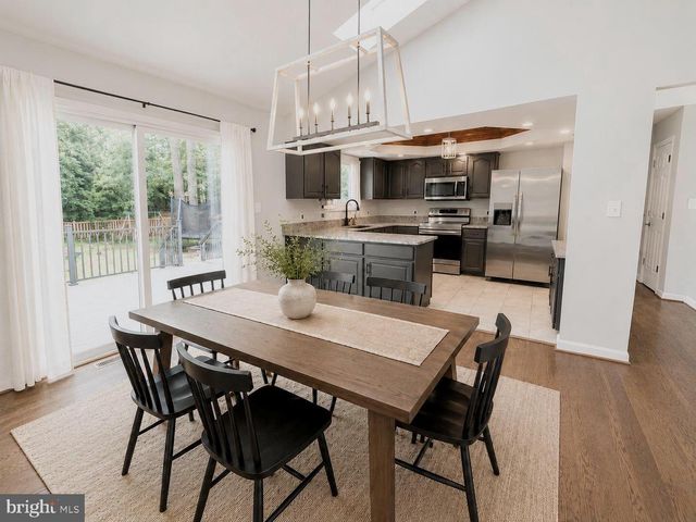 1007 RICHMOND DR, Stafford, VA 22554