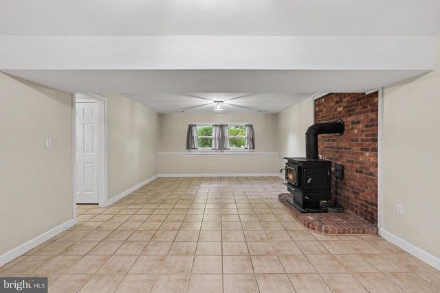 1007 RICHMOND DR, Stafford, VA 22554