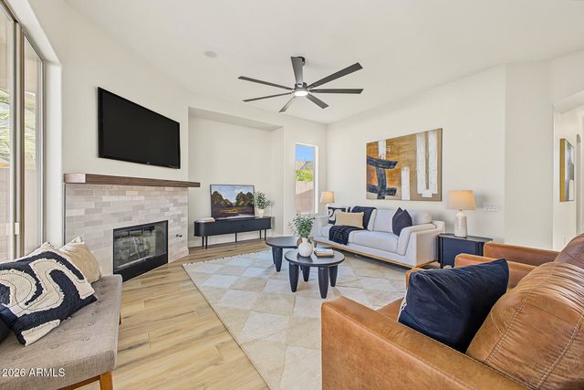 6491 S DRAGOON Court, Chandler, AZ 85249