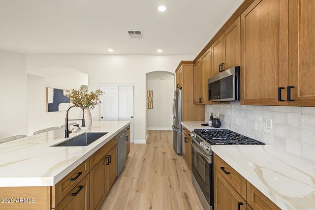 6491 S DRAGOON Court, Chandler, AZ 85249