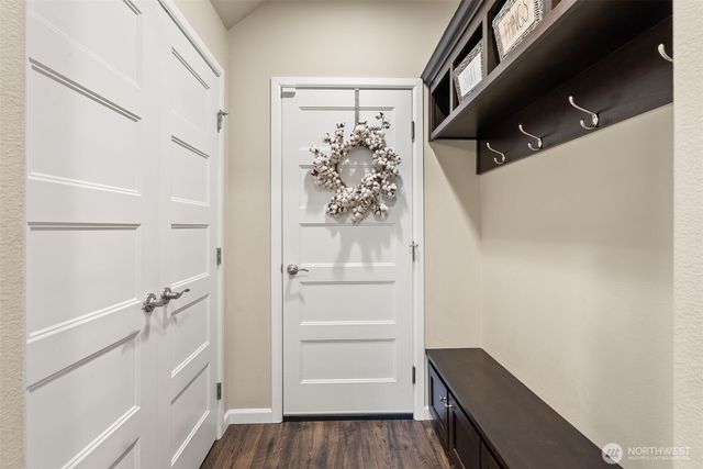 8325 48th Court SE, Lacey, WA 98503