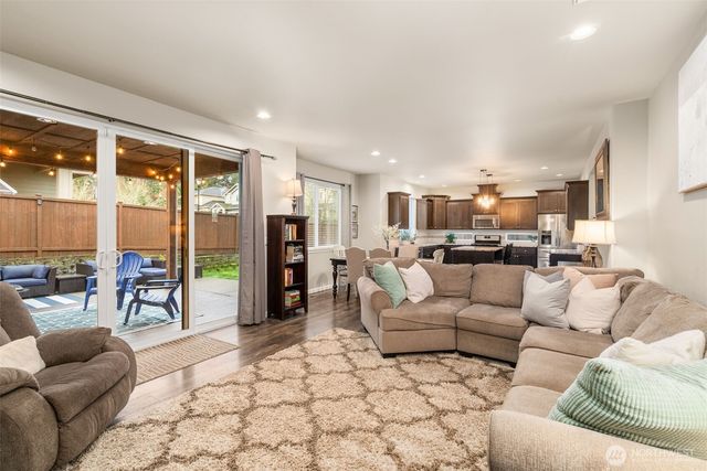 8325 48th Court SE, Lacey, WA 98503