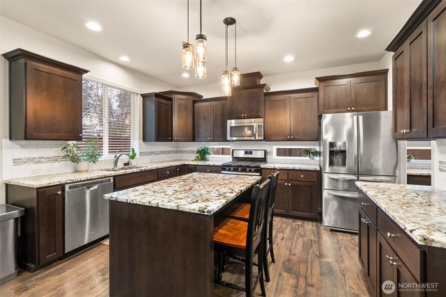 8325 48th Court SE, Lacey, WA 98503