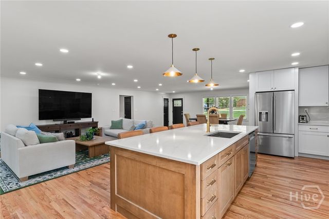 535 Riverhill, Athens, GA 30606