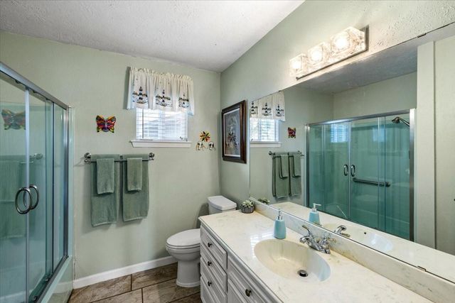 243 Jennings Lane, Livingston, TX 77351