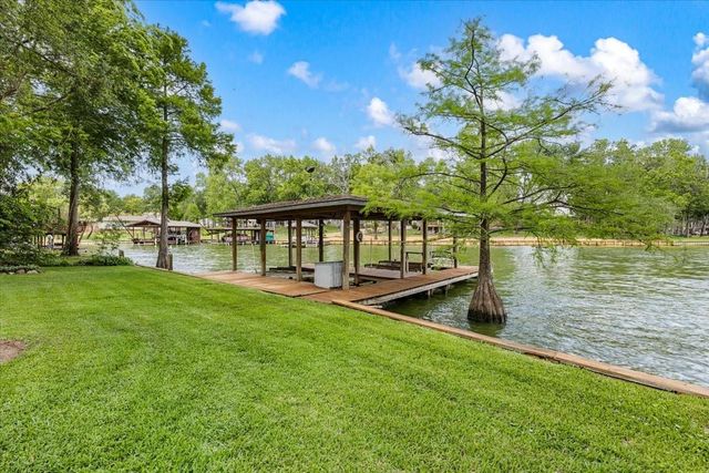 243 Jennings Lane, Livingston, TX 77351