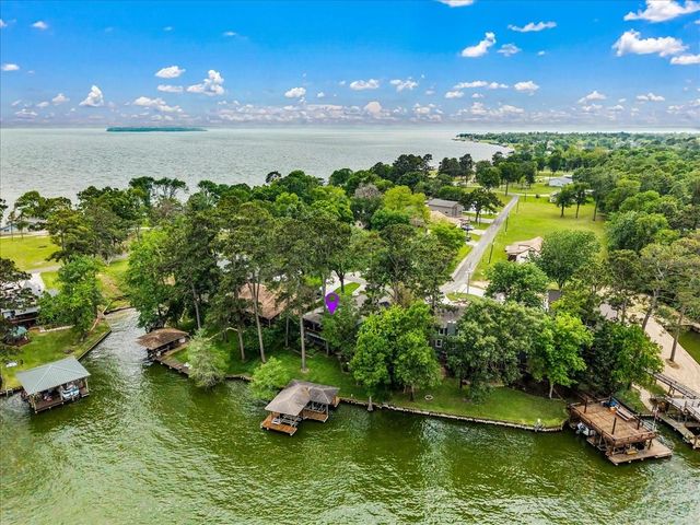 243 Jennings Lane, Livingston, TX 77351